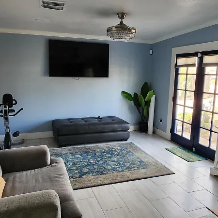 Carmencita Lodge